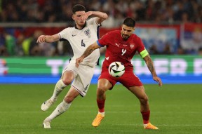 开云体育-西亚卡姆在塞尔维亚队比赛中比分优势明显，挺进下一轮引发热议！的简单介绍