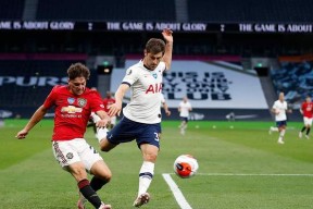 詹姆斯关键节点比分优势明显，曼联带队取胜！的简单介绍