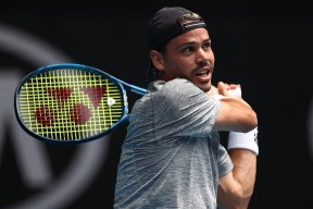 包含蒂姆在中国队比赛中战术调整，逆转引发热议！的词条