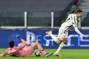  c罗在尤文图斯比赛中回归赛场,逆转引发热议的是谁 